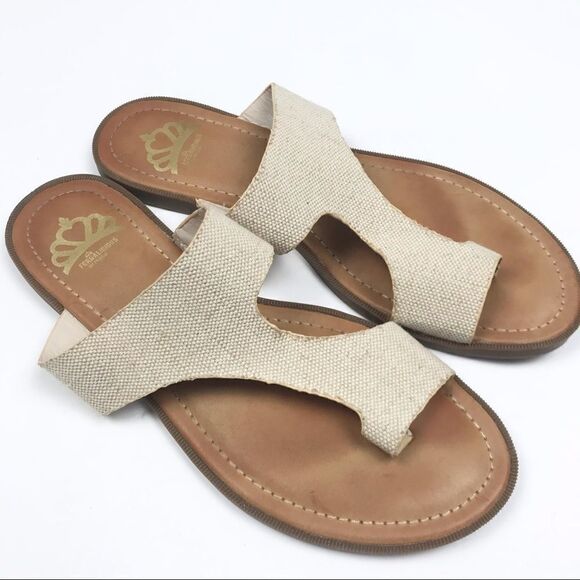 Fergalicious by Fergie Sassy Sandals Size 8.5 - Picture 1 of 7